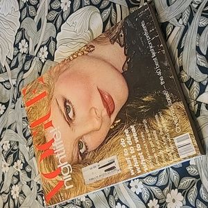 Vintage Vogue Magazine November 1977